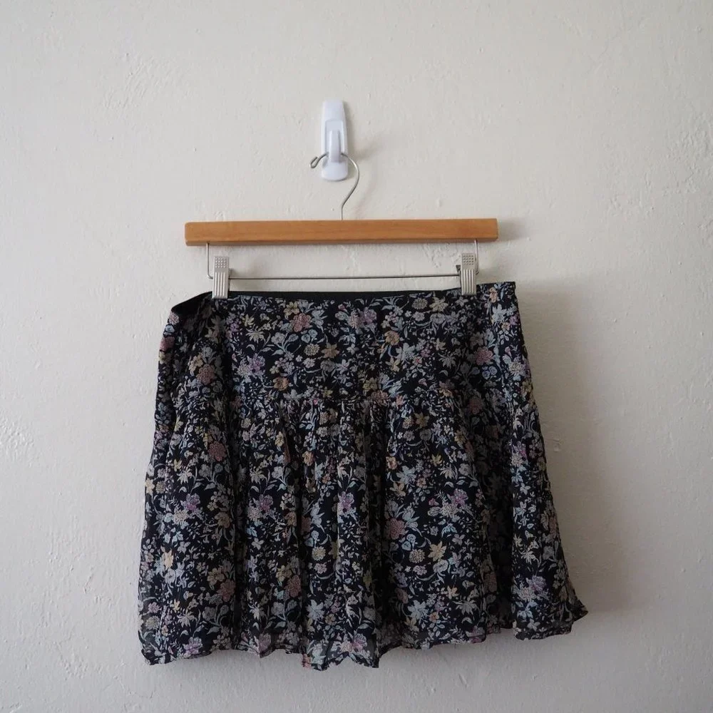 Winter Kate 100% Vintage Silk Floral Mini Skirt - Picture 4 of 4